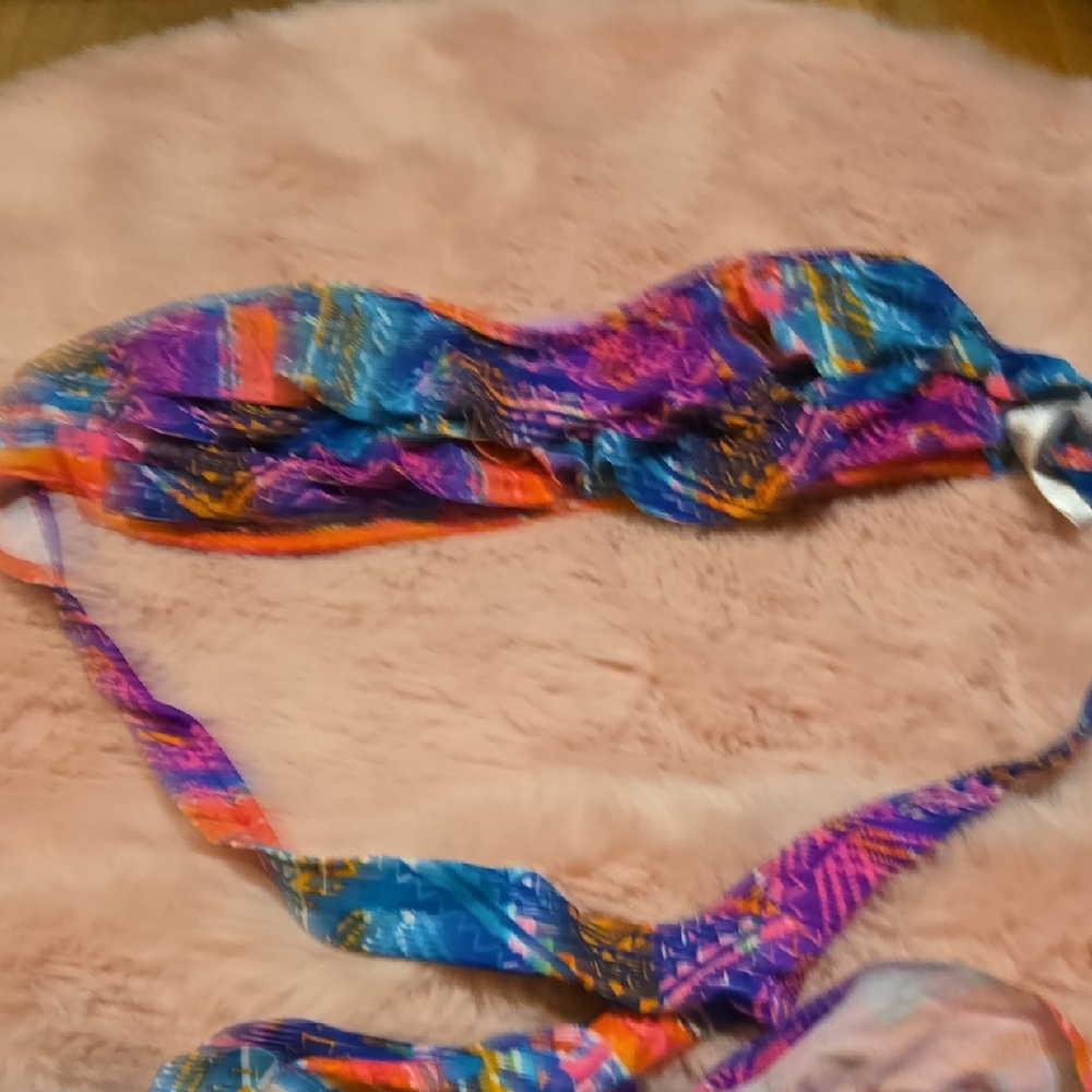 Jessica Simpson Multicolor Ruffle Bikini - Picture 6 of 7